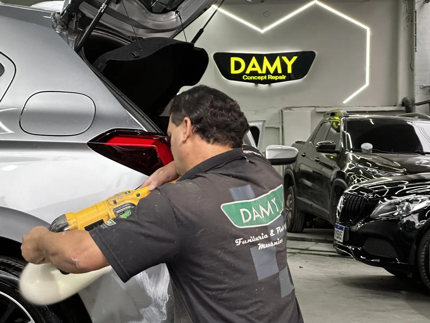 Damy Autocenter — foto 2