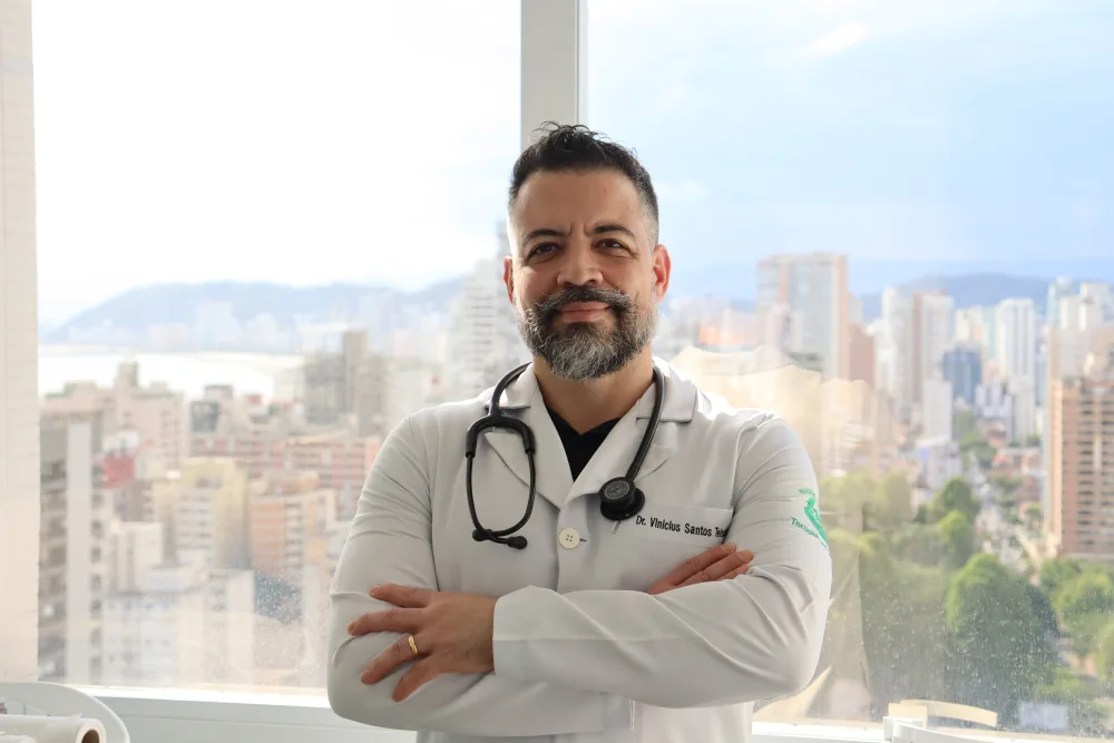 Dr. Vinicius Teixeira — foto 2