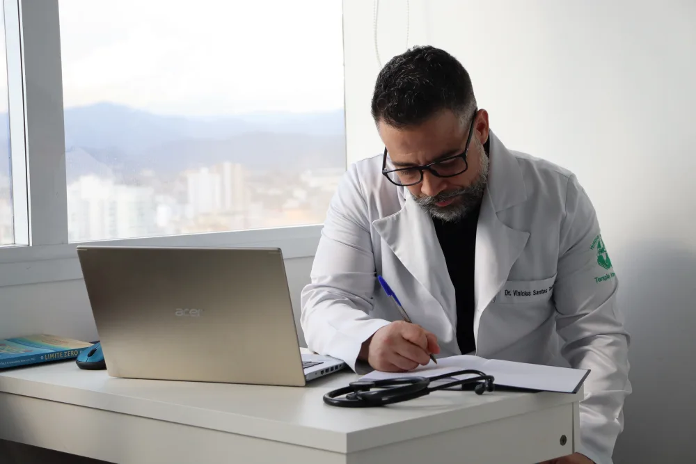 Dr. Vinicius Teixeira — foto 4